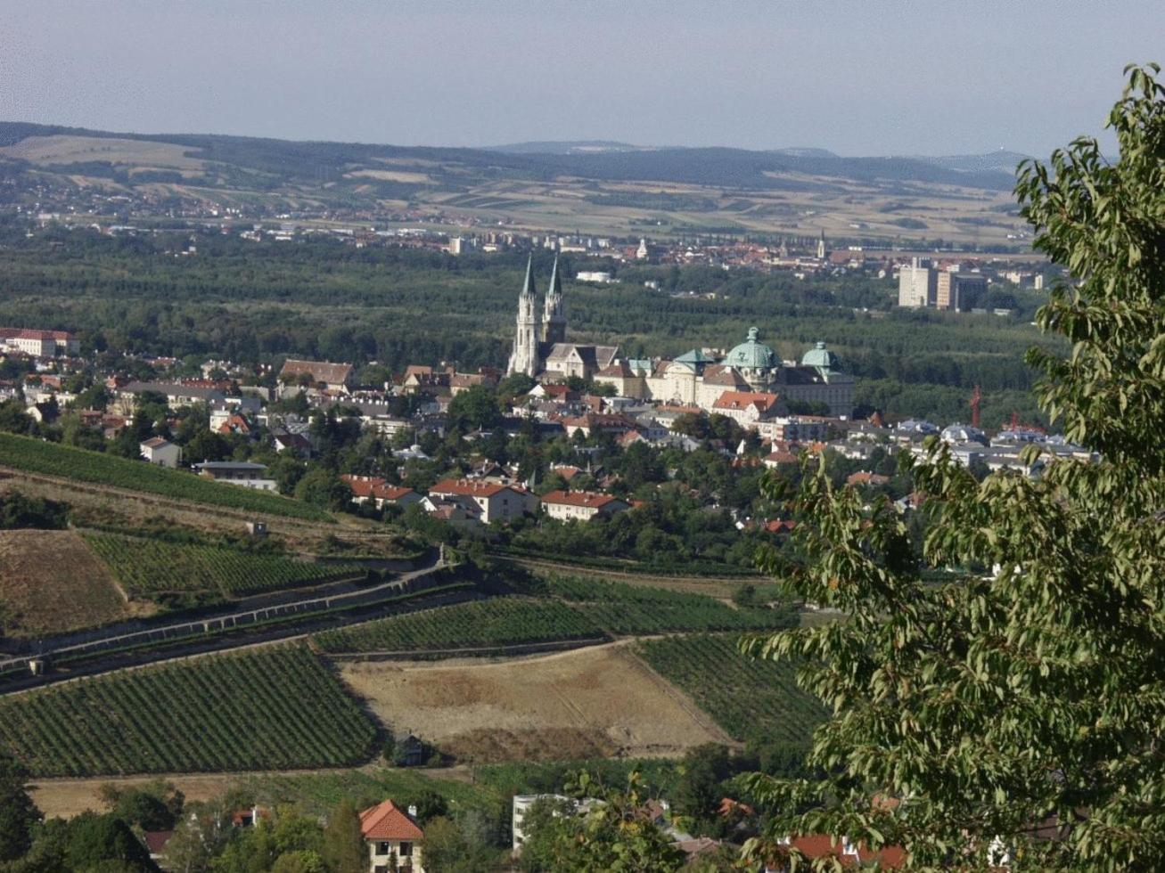 Hotel Pension Alte Muehle Klosterneuburg Bagian luar foto