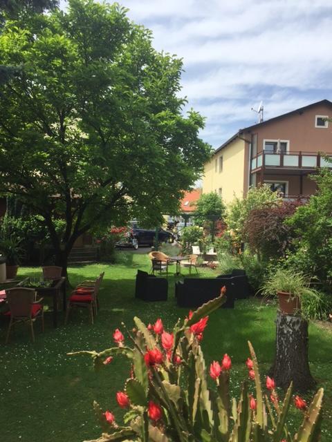 Hotel Pension Alte Muehle Klosterneuburg Bagian luar foto